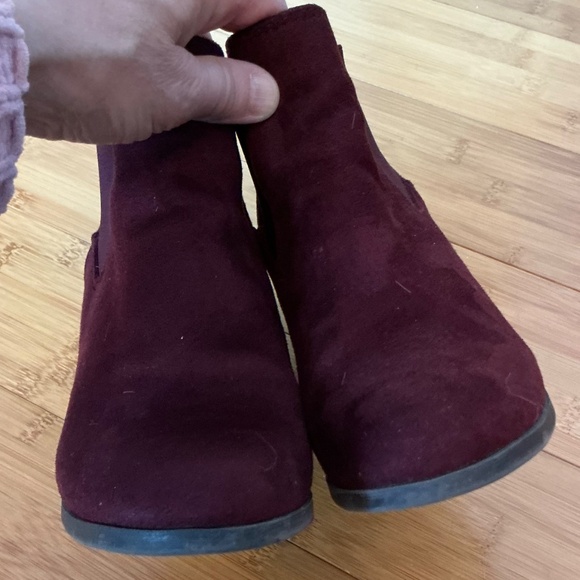 Call It Spring Burgundy Faux Suede Ankle Bootie Size 6 - Picture 3 of 7
